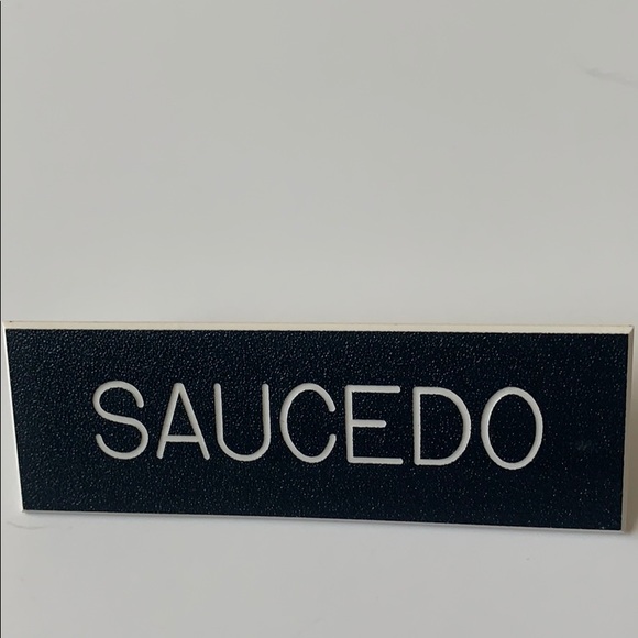 5 NAME PLATES - SAUCEDO - Picture 4 of 7